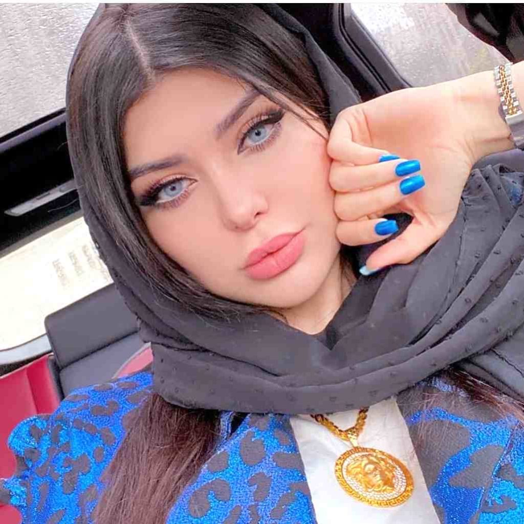 schöne libanesische Frau